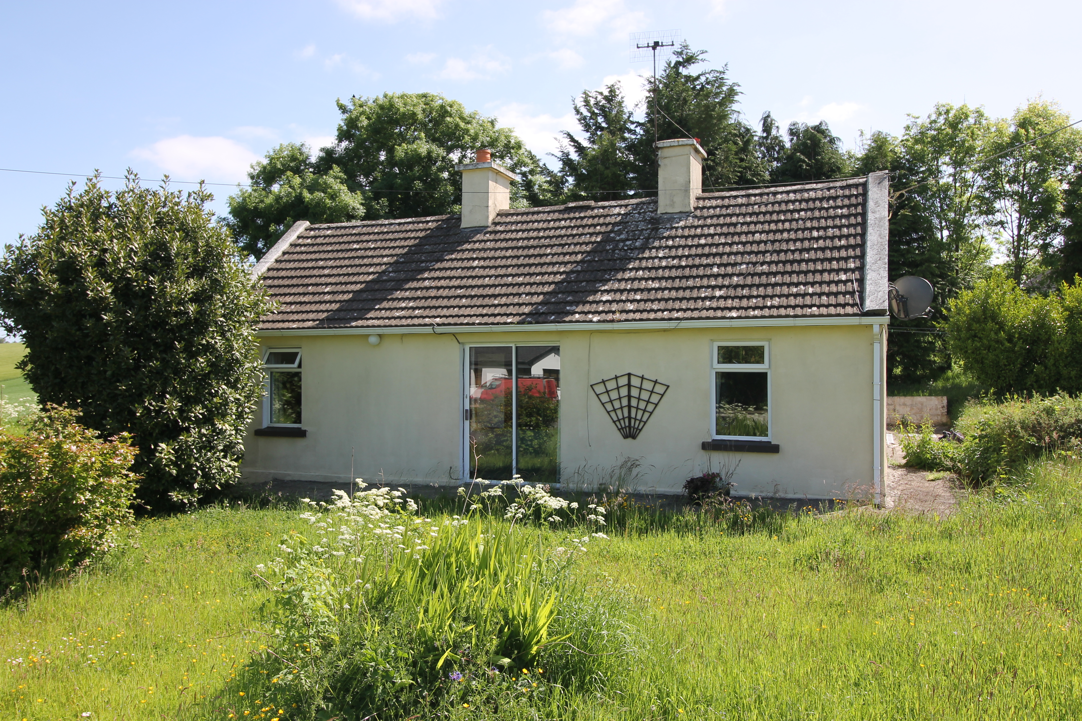 Bay, Cottage, Knocka, Cahir, Co. Tipperary E21 D721