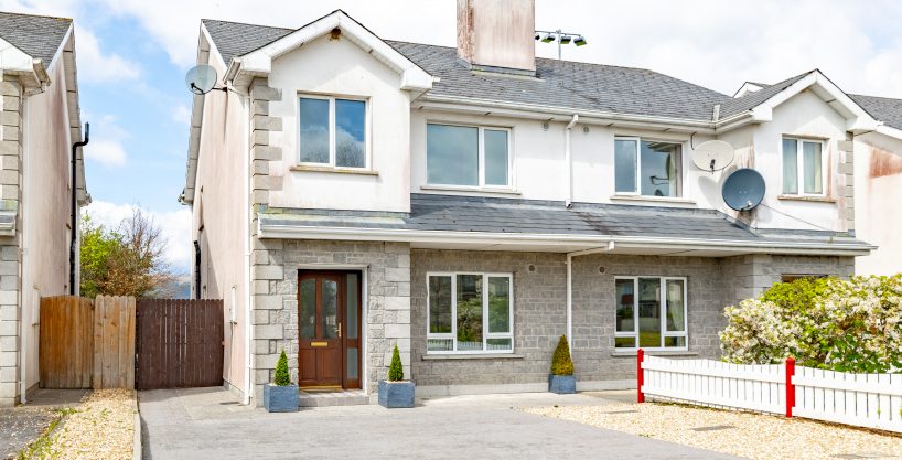 14 Riverdale, Cahir, Co. Tipperary, E21HT92