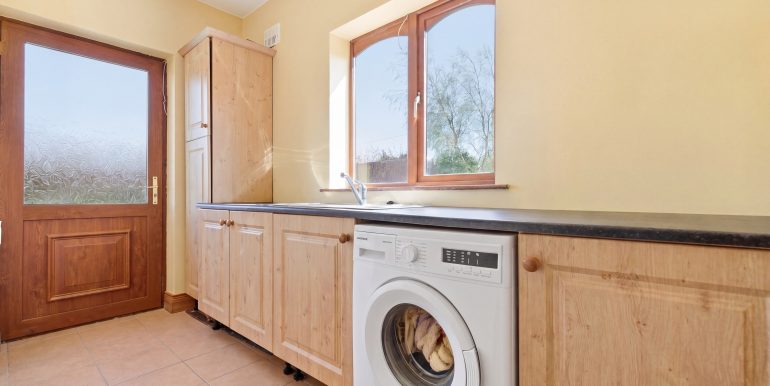 CI4A9102_declutter_62612165